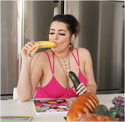 Alix Lovell in Interracial Sexual Desires!