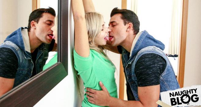 Club Seventeen – Nicole Brix