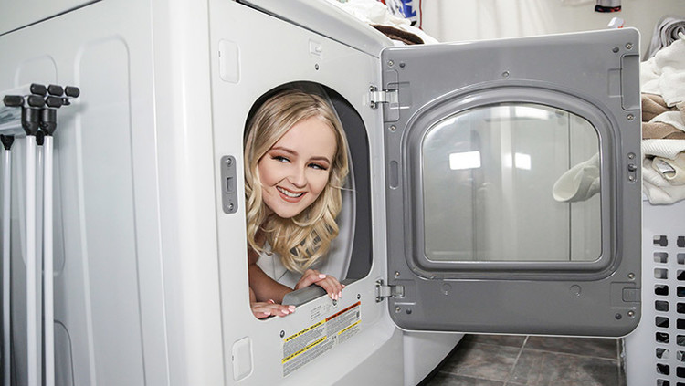 Natalia Queen – Hide And Seek