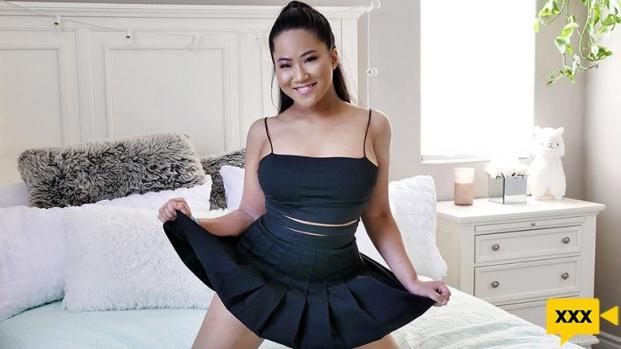 Little Asians – Alona Bloom