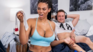 Halle Hayes  Roommates With Fuck Buddy Benefits