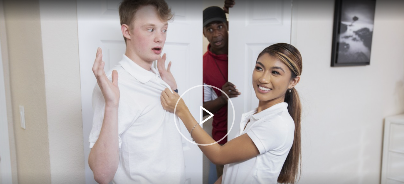 Coach Peepers Lends A Big Hand Jax Slayher, Jimmy Michaels, Clara Trinity