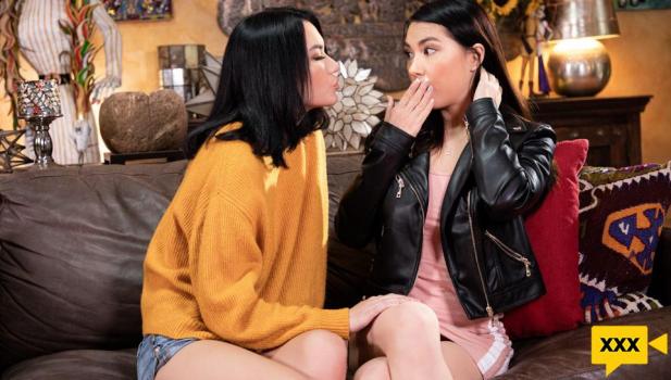 Web Young – Sawyer Cassidy & Mina Moon