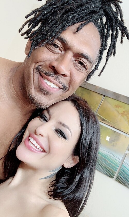 Kissa Sins – Homemade Anal With Dredd