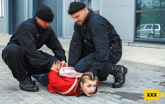 Law 4K – Cindy Shine