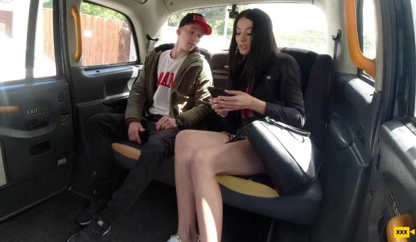 Sex In Taxi – Maddy Black