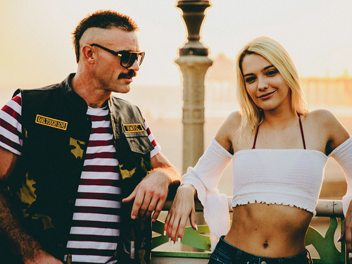 Kenna James – 3rd Wheel