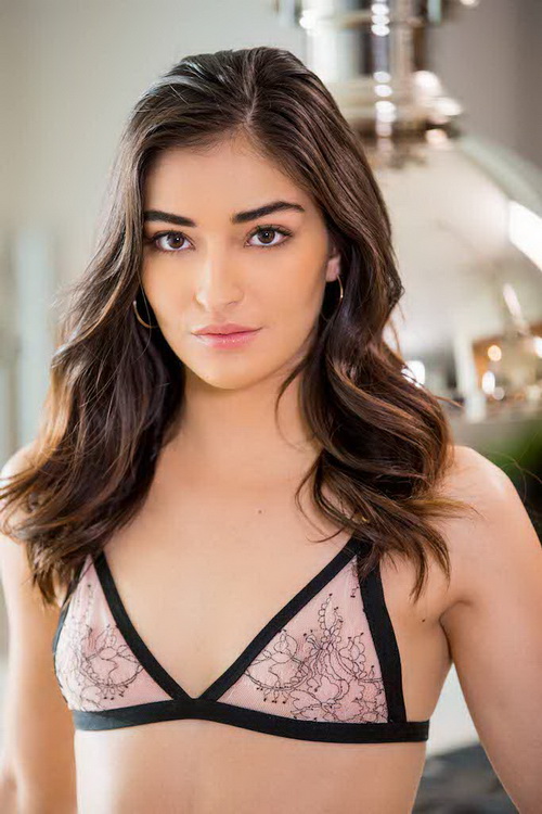 Emily Willis – Sweet Payback