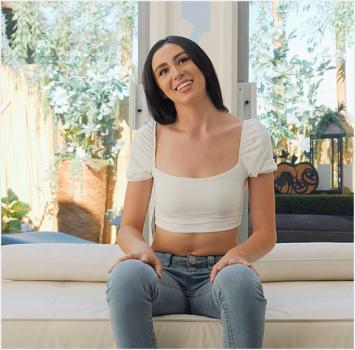 Net Girl – Angelina