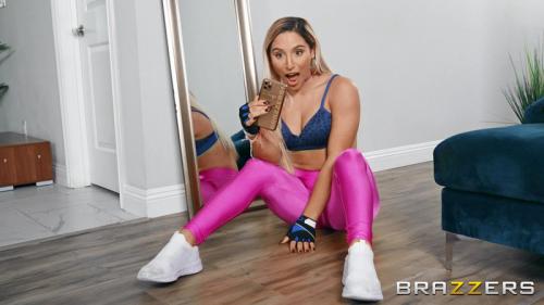 Abella’s Danger – Stay’s On The Line’s