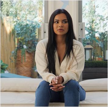 Net Girl – Sophia & Numi