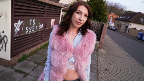 Chanel Kiss – Toilet Fuck for Lollipop Sucker