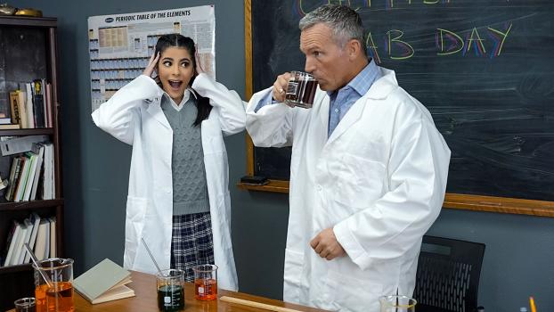 Innocent High – Angel Gostosa