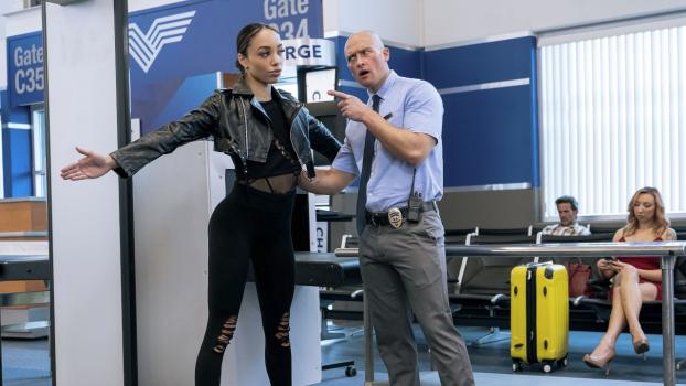 Digital Playground – Alexis Tae