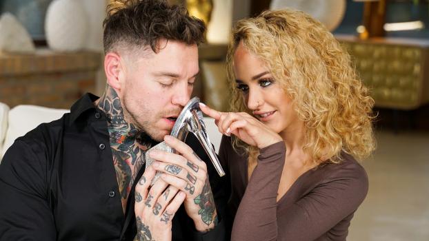 Geisha Kyd – Finding My Red Hot Stilettos!