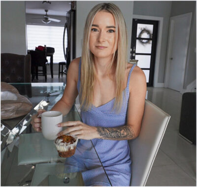 Thea Summers – Morning Muffin and Muff