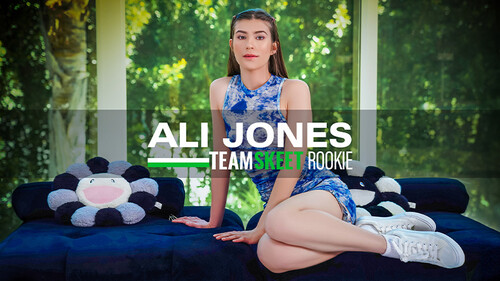 Ali Jones – Newcomer Ali Jones Loves Step-Daddy Porn and Bondage
			
				 9