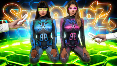 Beca Barbie, Della Cate – Robo-Stepsis