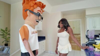 Amari Anne – Amari Anne and Porn Dude Both Come Out Winners