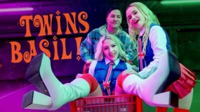 Khloe Kingsley & Eva Nyx – (Cum) Sharing is Caring