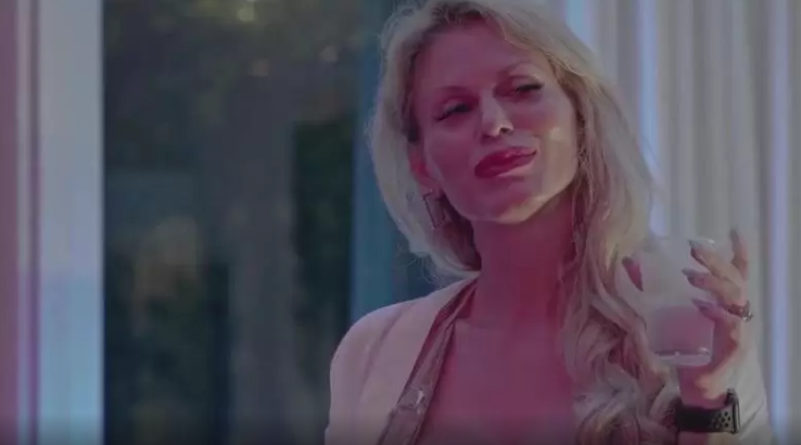 Brandy Salazar – MILF In Focus
			
				 5